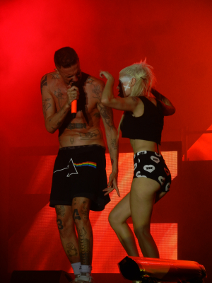 Finis ta glace, Yolandi&nbsp;!