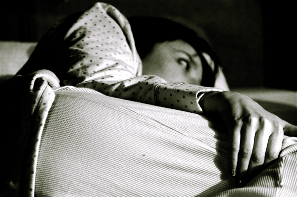 « Azy ça m'saoûle, t'as vu, j'arrive pas à dormir frérot »