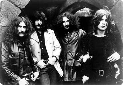 Black Sabbath en 1970 de G à D : Geezer Butler, Tony Iommi, Bill Ward, Ozzy Osbourne