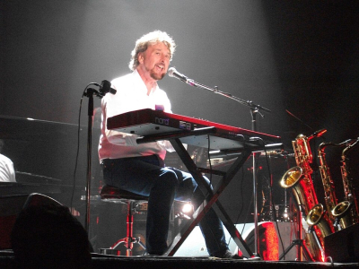 Rick Davies avec Supertramp en 2002 à Dresde